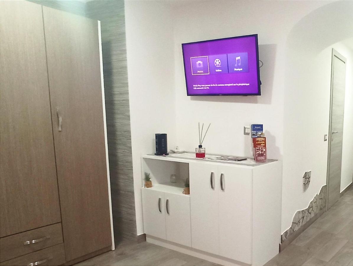Apartamento Napoli Pop Chiaia Exterior foto